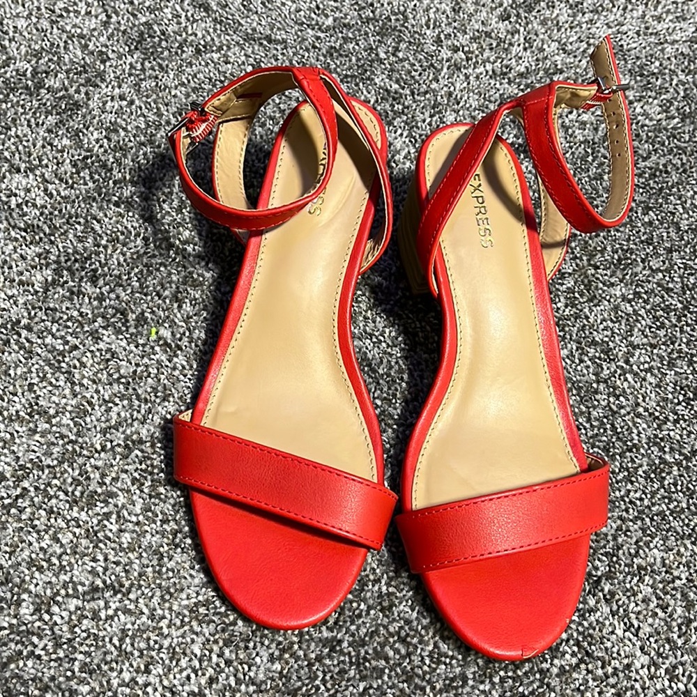 Express Short Heels size 8